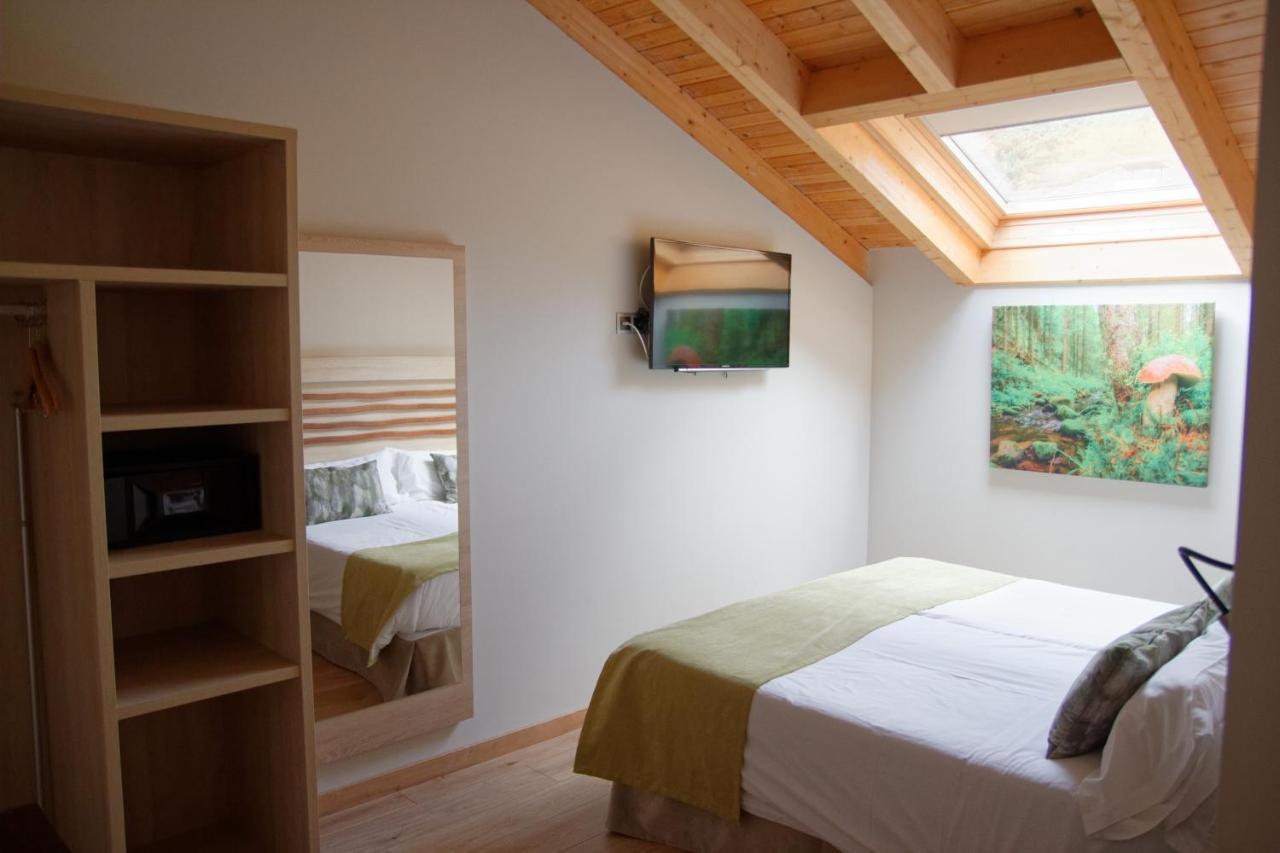 Besullo Hotel Rural Las Montanas De Pumar מראה חיצוני תמונה