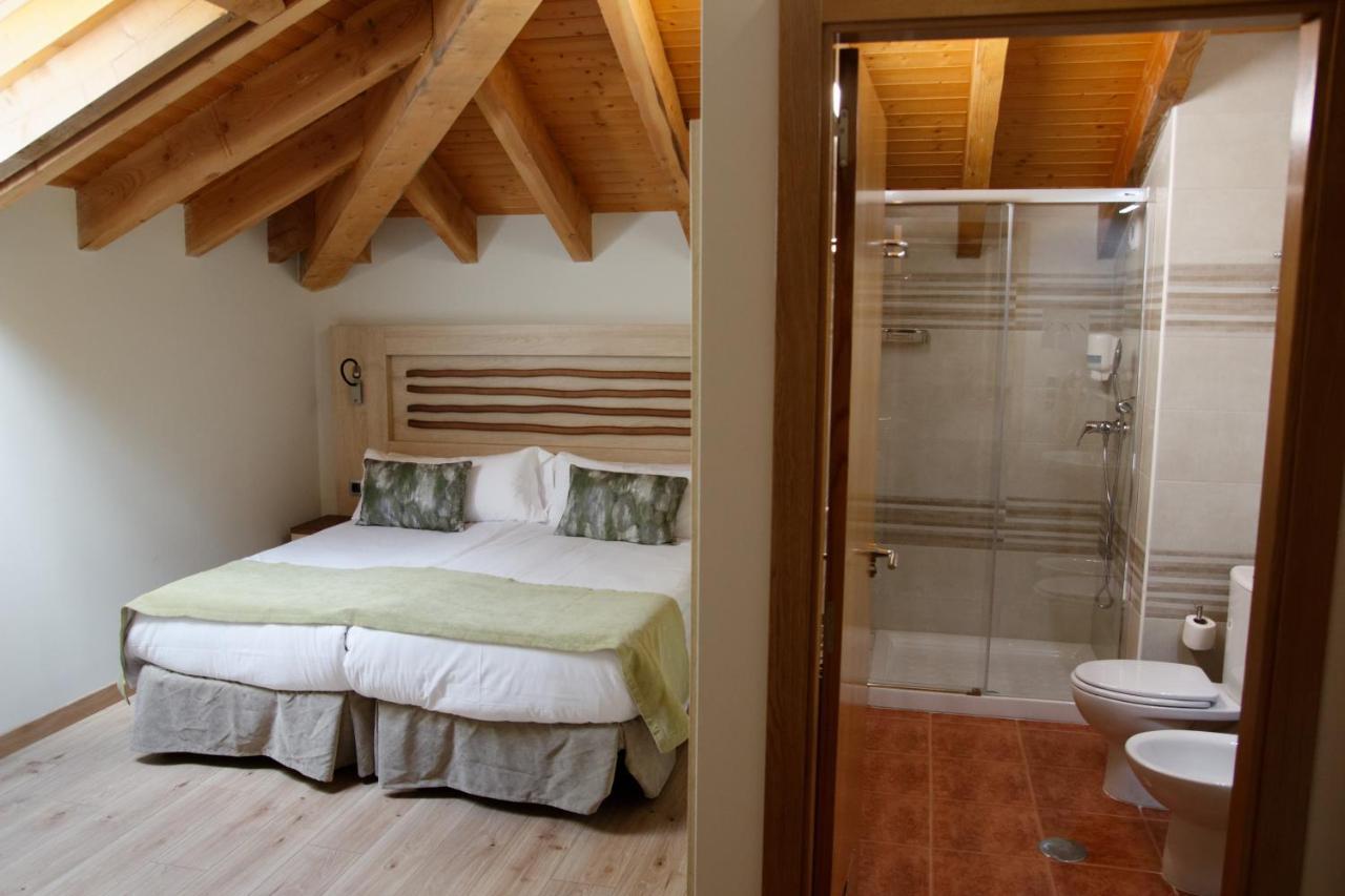 Besullo Hotel Rural Las Montanas De Pumar מראה חיצוני תמונה