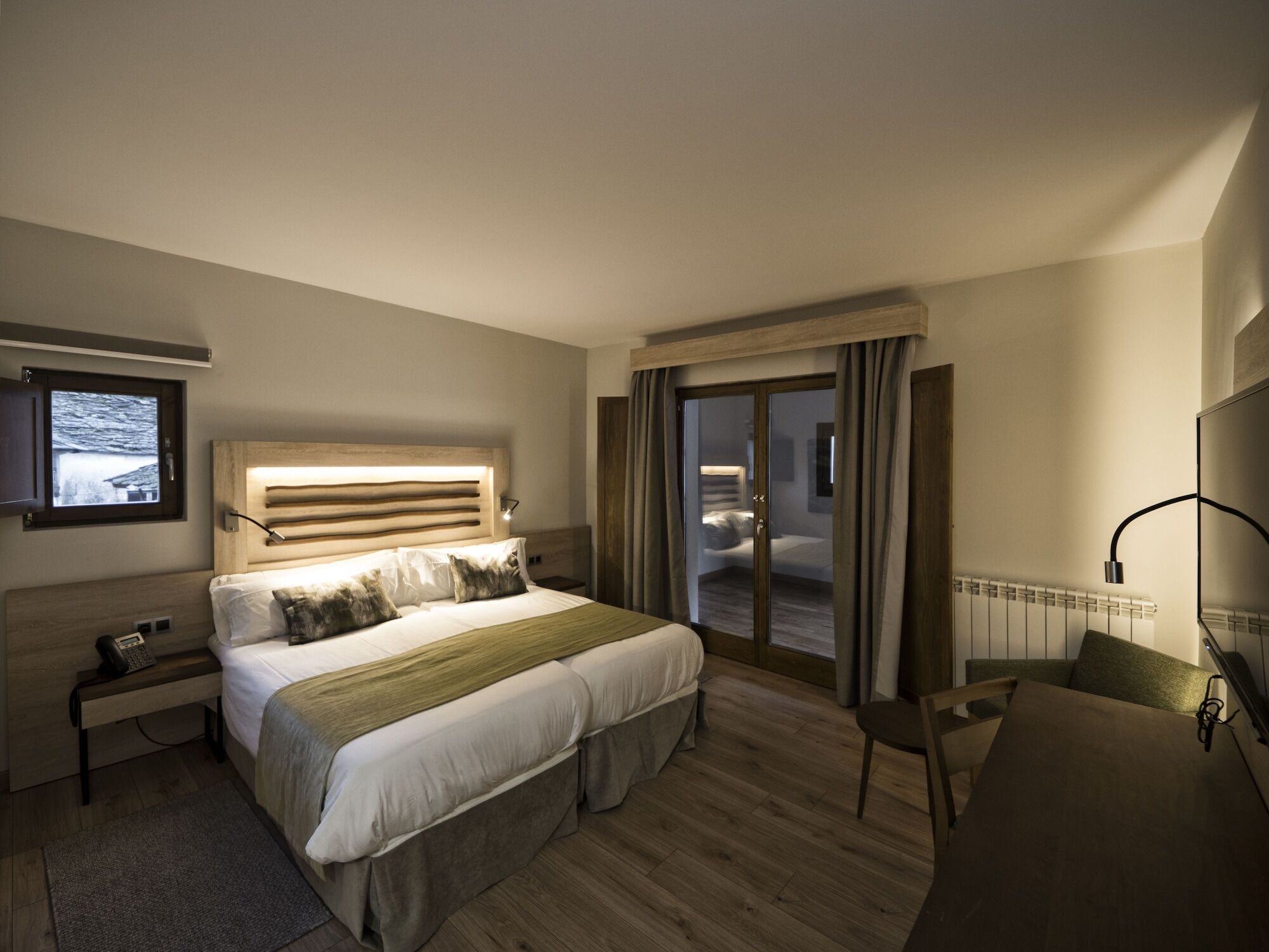 Besullo Hotel Rural Las Montanas De Pumar מראה חיצוני תמונה